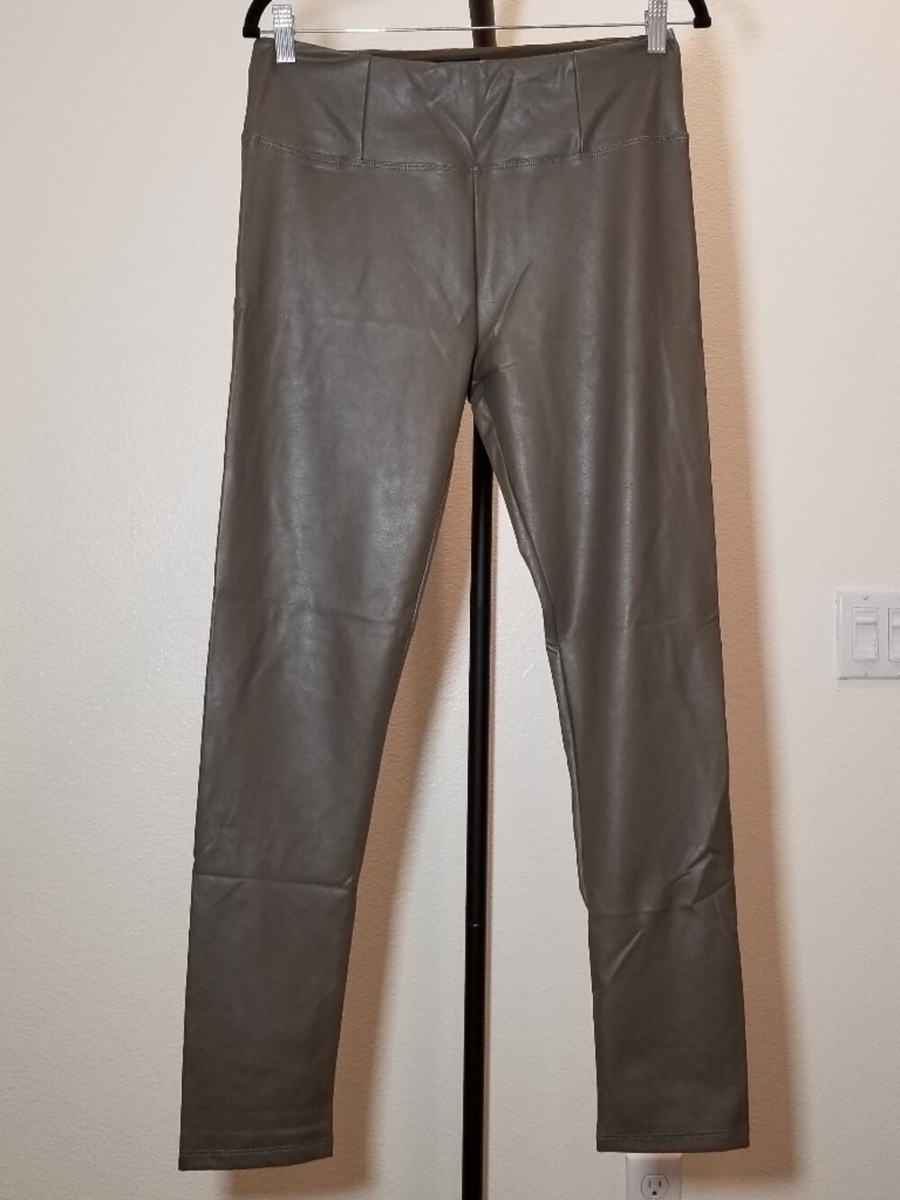 Shinestar Women Large Liquid Green Faux Leather Legging Festival Party Club City
